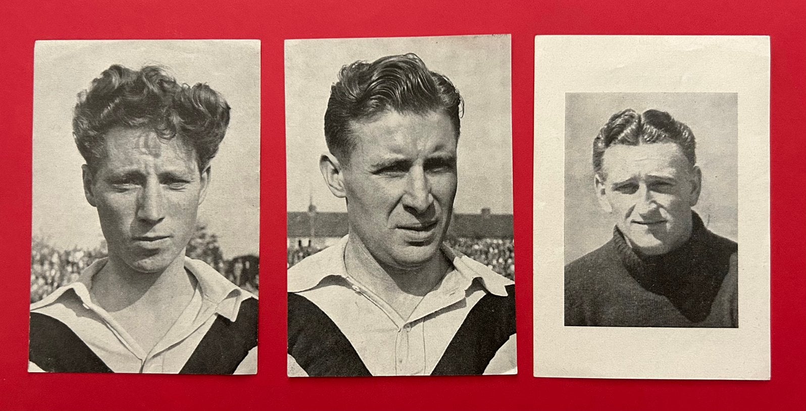 MONTY - wie ben ik - 1957 - DOS - Piet Kraak - ex-Elinkwijk, Verzamelen, Sportartikelen en Voetbal, Ophalen of Verzenden, Zo goed als nieuw