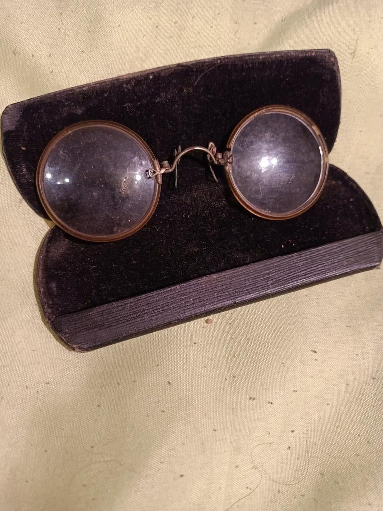 Antieke knijpbril / pince-nez met origineel etui, Ophalen of Verzenden