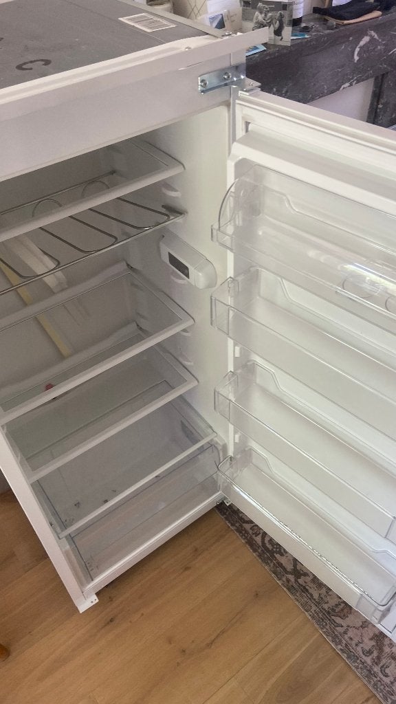 Inbouw Koelkast en ijskast in goede staat!, Ophalen, Gebruikt, 120 tot 140 cm, 200 liter of meer