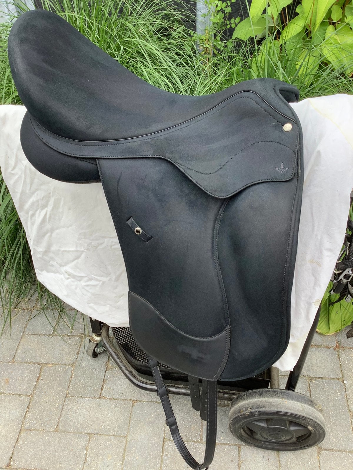 Wintec Isabell Werth ICON 18” zadel, Ophalen, Zo goed als nieuw, BR