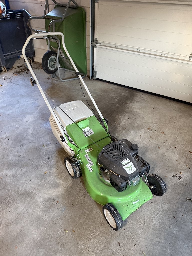 Viking grasmaaier, Tuin en Terras, Grasmaaiers, Ophalen, Gebruikt, Opvangbak, Benzine-grasmaaier