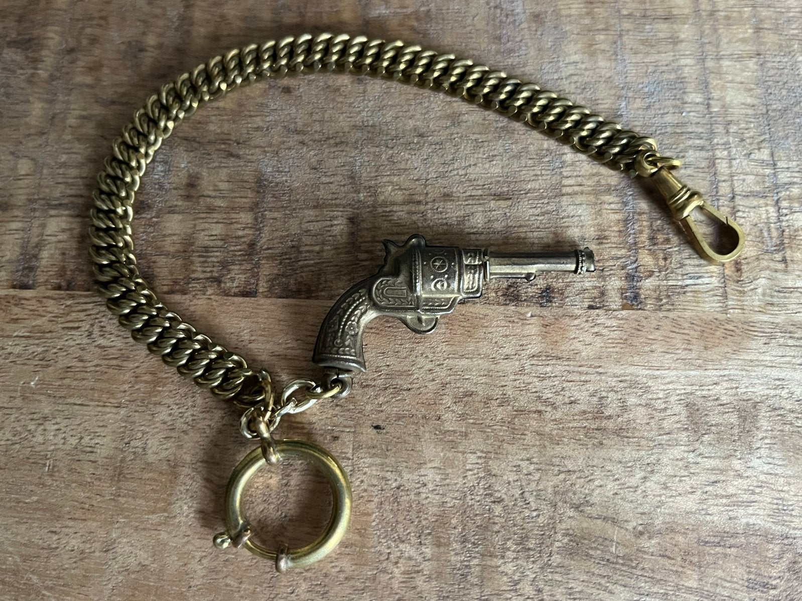 Mooi oud horloge ketting met revolver hanger, Ophalen of Verzenden, Overige materialen, Ketting