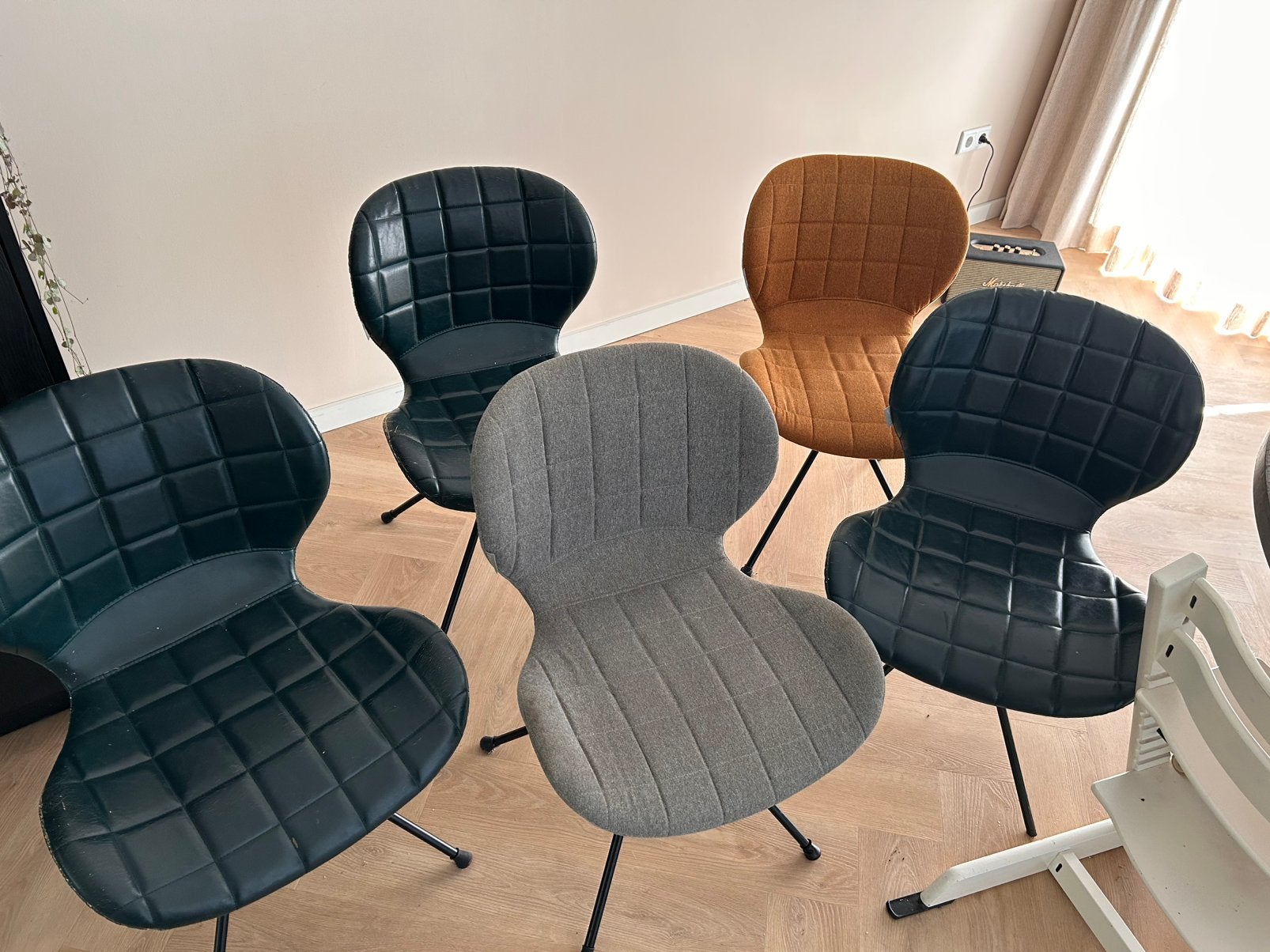 5 Zuiver eetkamerstoelen, Ophalen, Overige kleuren, Stof, Vijf, Zes of meer stoelen