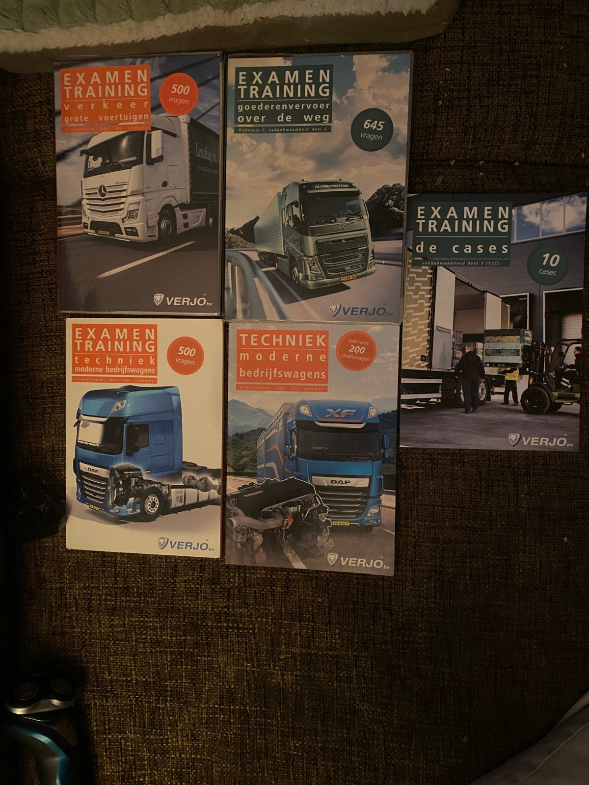 Verjo Examentraining vrachtwagen rijbewijs C, Ophalen of Verzenden, Zo goed als nieuw