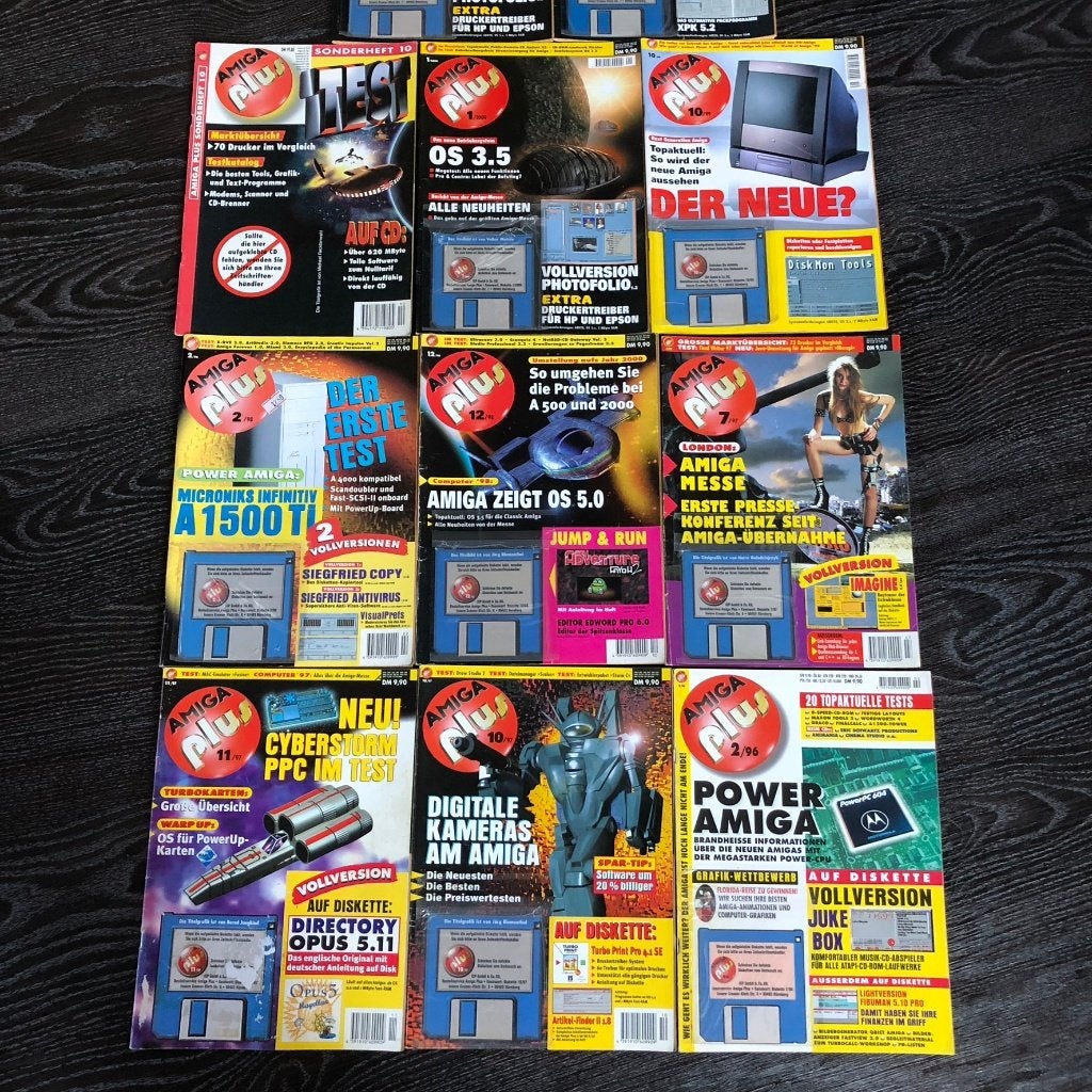 Partij Vintage Commodore Amiga Plus Magazines, Computers en Software, Vintage Computers, Ophalen of Verzenden, Commodore Amiga