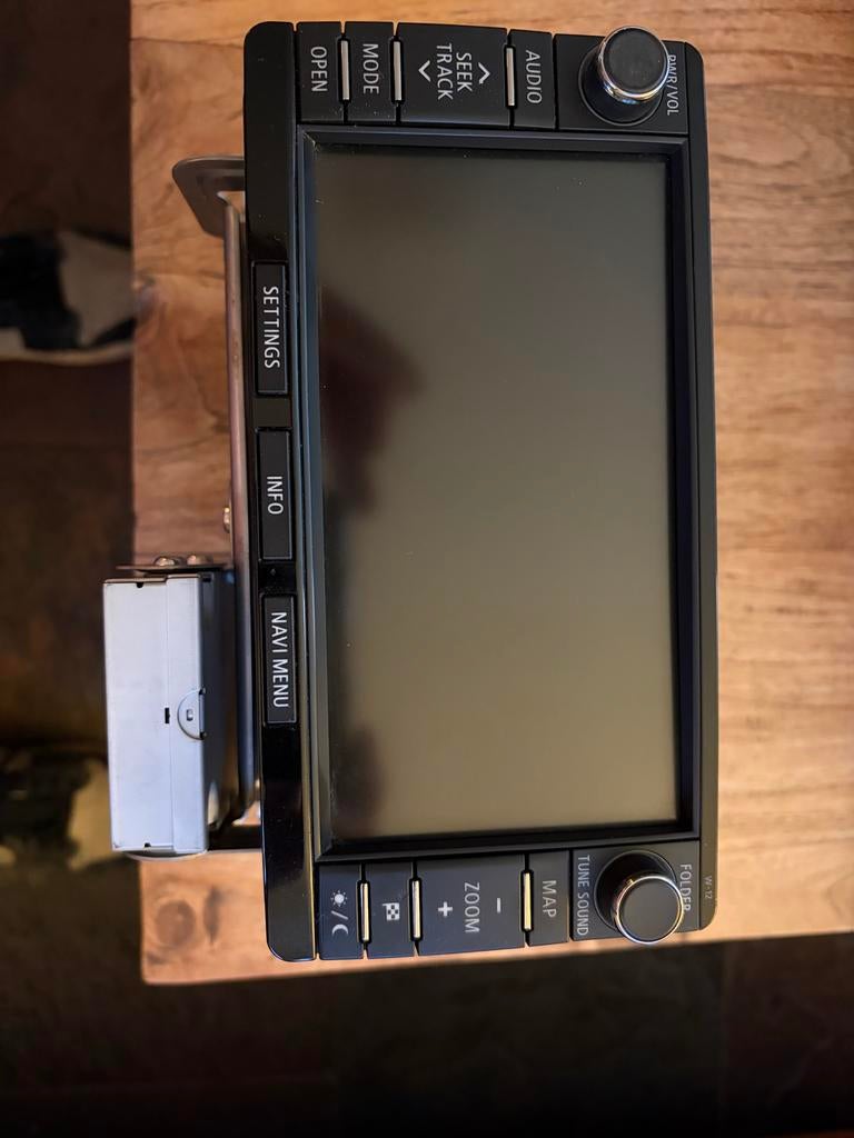 Mitsubishi Outlander PHEV Multimedia Navigatiesysteem, Auto diversen, Ophalen of Verzenden, Gebruikt