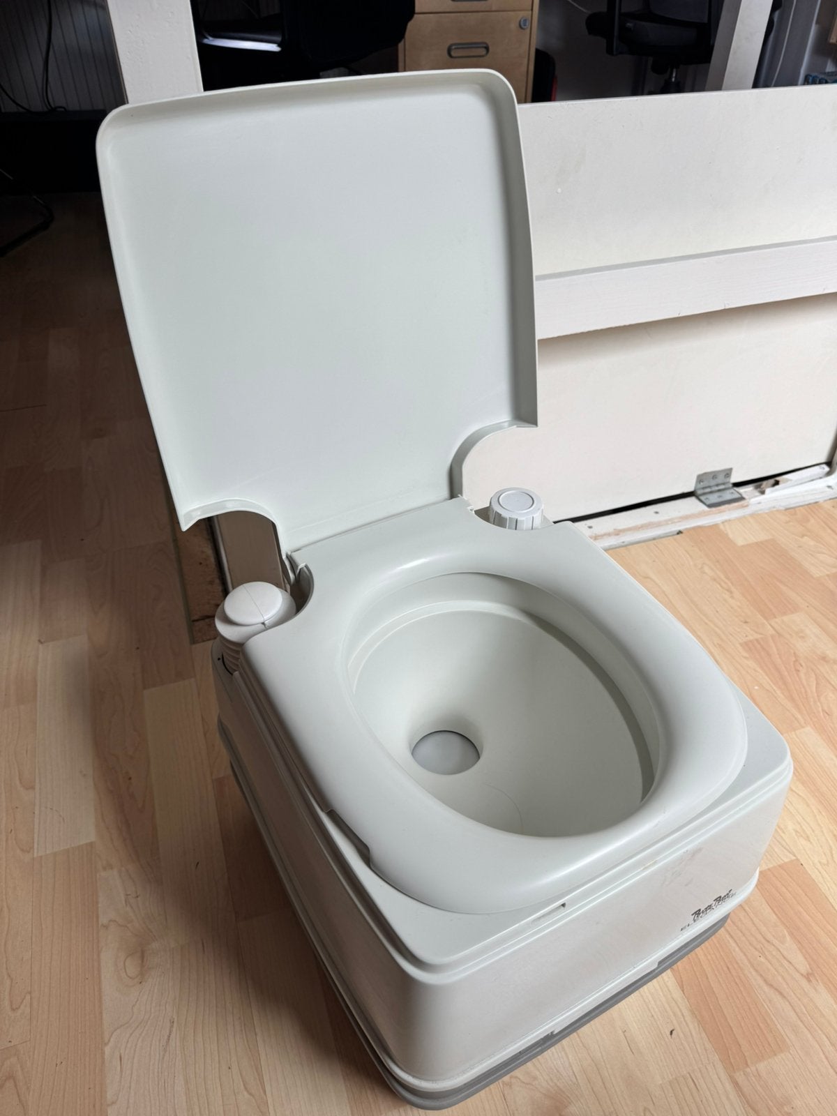 Porta poti elegance van thetford camping toilet, Doe-het-zelf en Verbouw, Sanitair, Ophalen, Zo goed als nieuw, Toilet