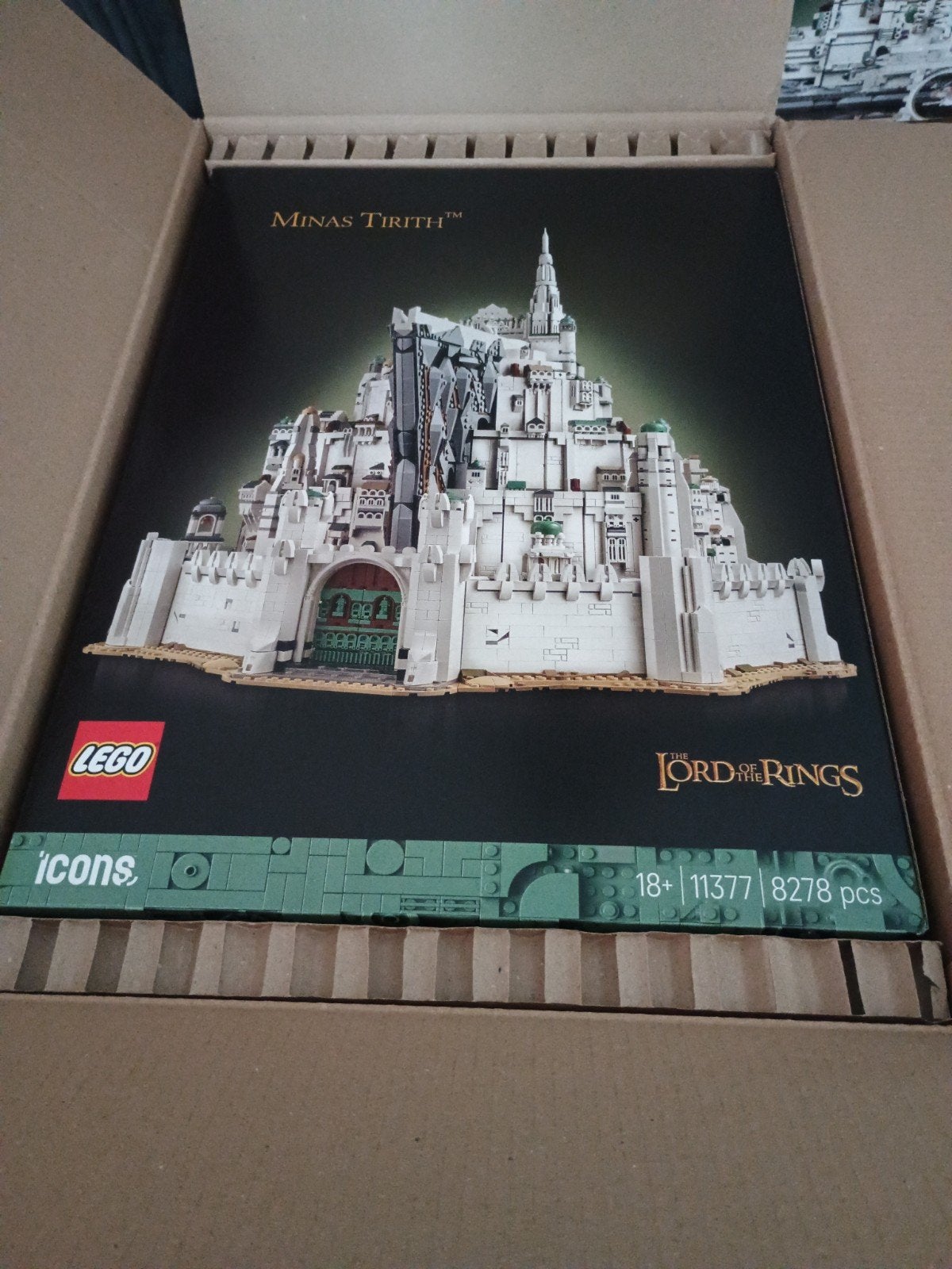 Lego Icons Minas Tirith (10333) nieuw in doos, Lego, Nieuw, Ophalen of Verzenden, Complete set