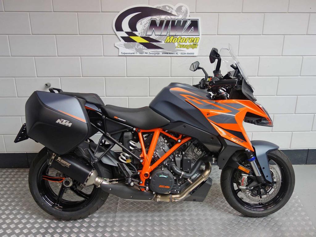 KTM 1290 Super Duke GT, 2 cilinders, KTM, Motorrijbewijs A, Bedrijf