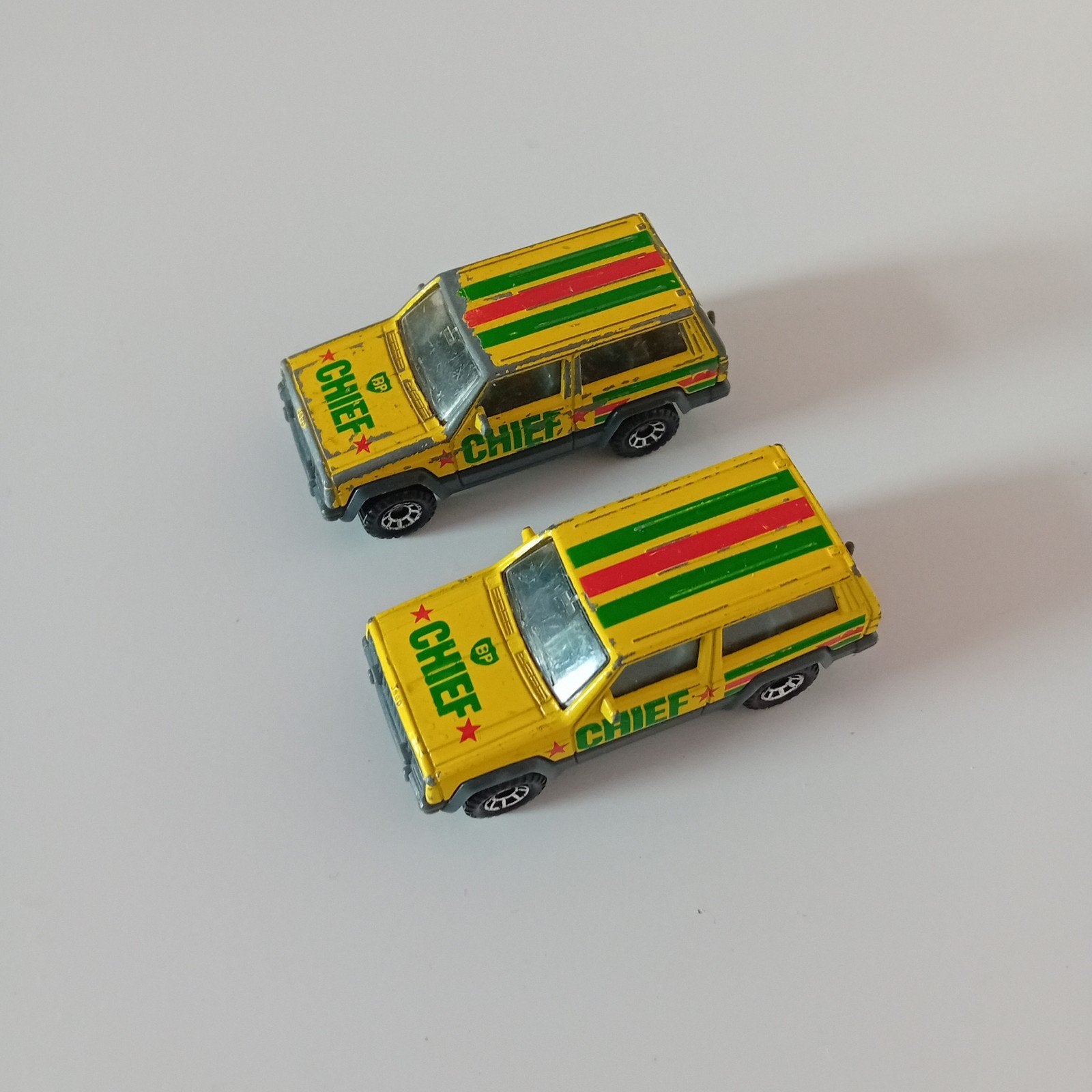 Matchbox Jeep Cherokee 'Chief' (2 stuks), Verzenden, Gebruikt