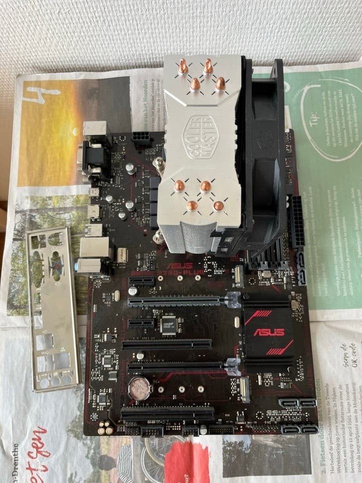 Intel Core i7-7700K / Asus b250 plus / Cooler Master Koeler, Computers en Software, Processors, Ophalen, Gebruikt, 4-core, 4 Ghz of meer