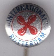 International scheepsschroeven Rotterdam speldje ( F_051), Verzamelen, Verzenden, Zo goed als nieuw, Transport, Speldje of Pin