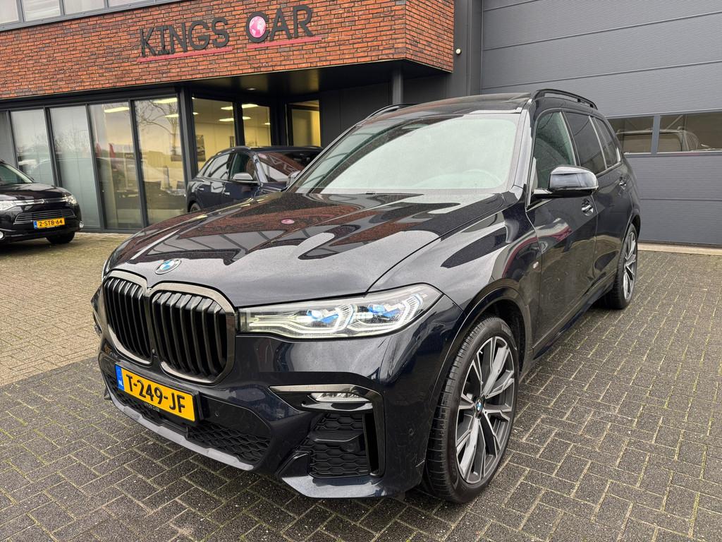 BMW X7 M50d High Executive 7PERS PANO SKYLOUNGE H&K TREKHAAK, Auto's, Automaat, Adaptive Cruise Control, Gebruikt, Euro 6