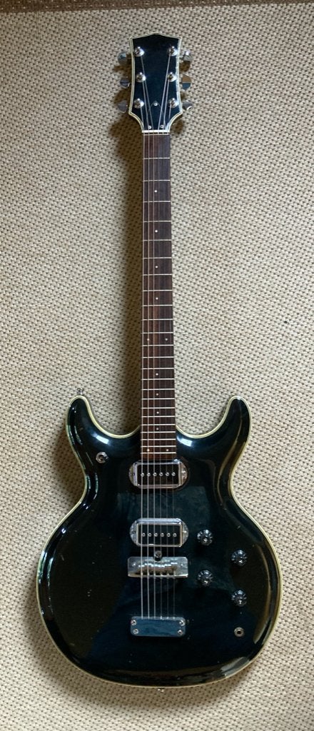 Acoustic Black Widow made by Aria, rare vintage Matsumoku, Ophalen of Verzenden, Gebruikt, Solid body, Overige merken