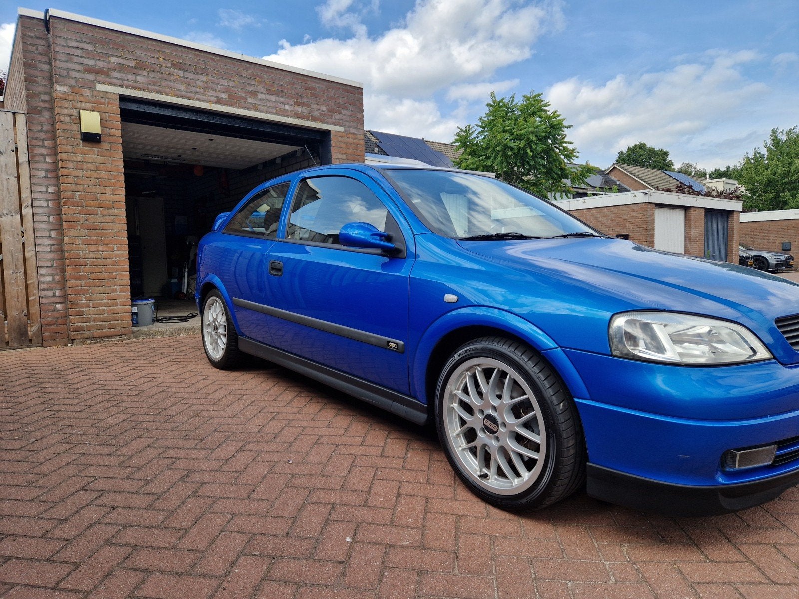 Opel Astra 2.0 I 16V OPC 2000 Blauw, Auto's, Opel, Voorwielaandrijving, Stof, Zwart, 4 cilinders