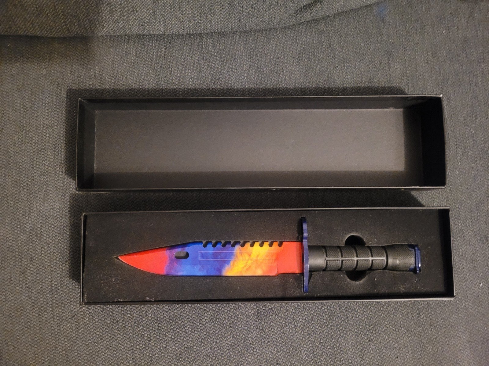 M9 bayonet met "Fade" patroon, Ophalen of Verzenden, Overige soorten, Nederland, Mes of Dolk