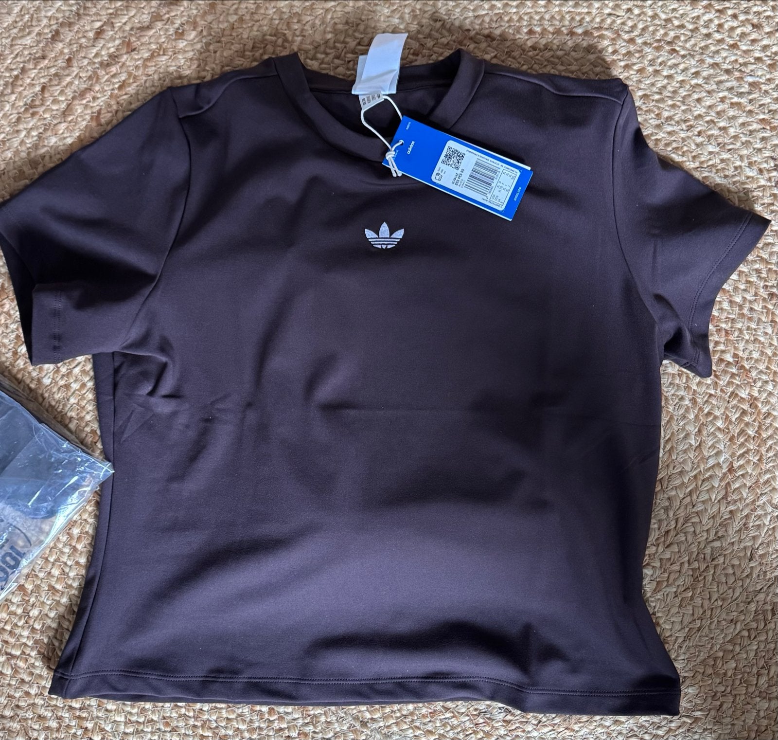 Adidas Originals T-shirt - Bruin - Maat XL, Bruin, Maat 46/48 (XL) of groter, Nieuw, Ophalen of Verzenden
