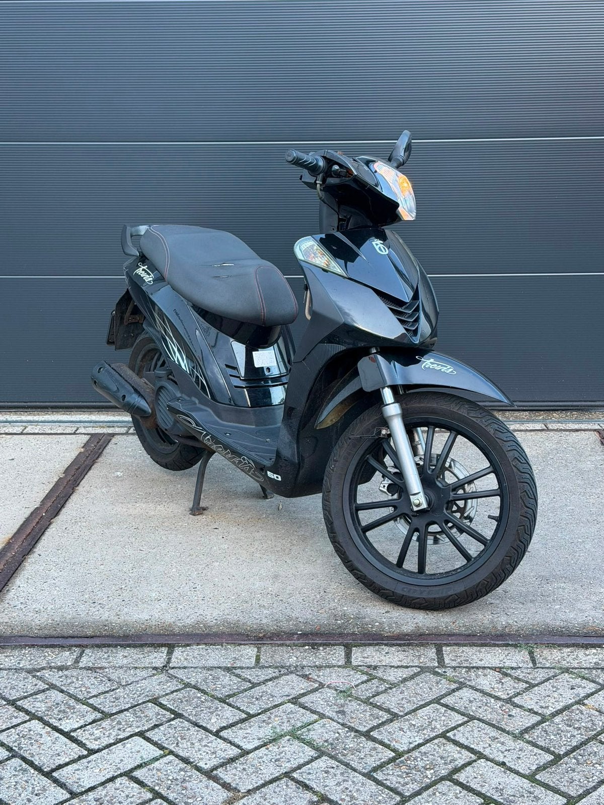 BTC Trevis 4T scooter op bromkenteken, Fietsen en Brommers, Ophalen, Gebruikt, Maximaal 45 km/u