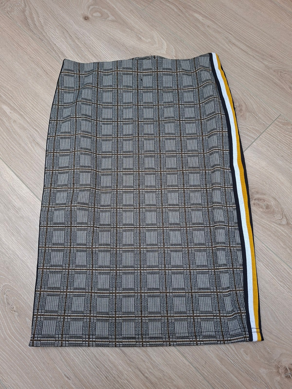 Als NIEUW grijze ruit koker rok JDY - maat XS 34, Kleding | Dames, Ophalen of Verzenden, Zo goed als nieuw, Maat 34 (XS) of kleiner