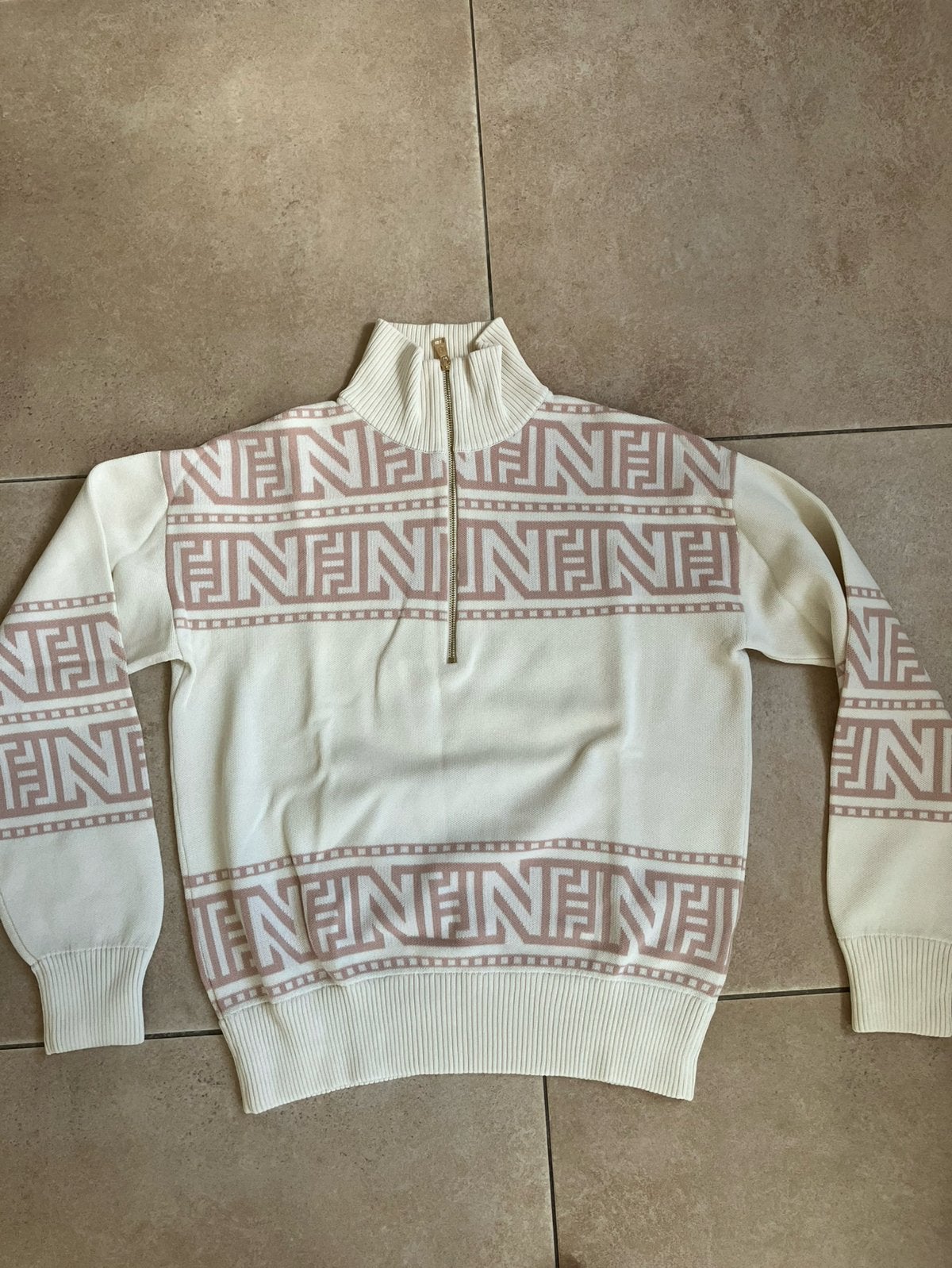 Trui Nikkie Creme roze maat 36, Ophalen of Verzenden, Nieuw, Maat 34 (XS) of kleiner, Beige