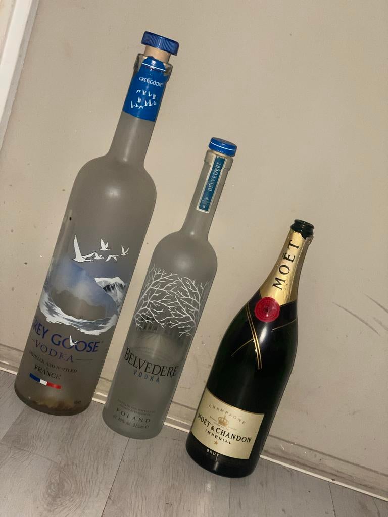 Lege drankflessen: Grey Goose, Belvedere, Moët & Chandon, Ophalen of Verzenden, Gebruikt