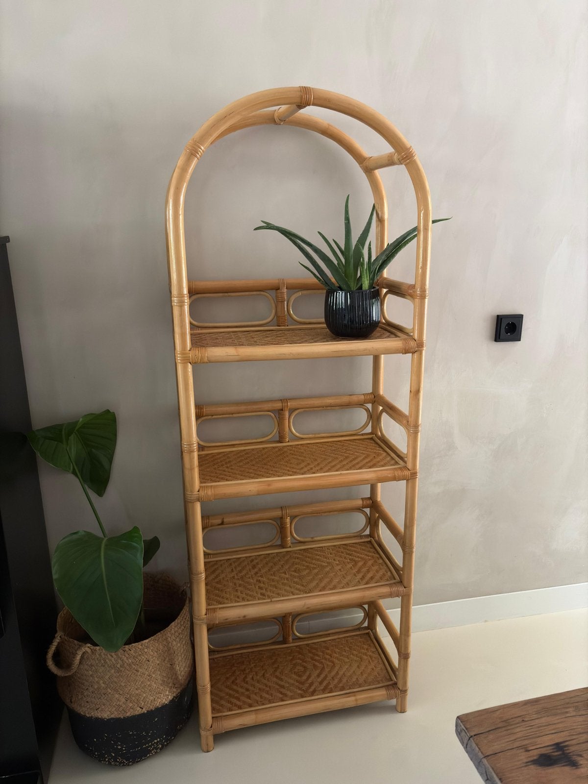 Vintage bamboe/rotan boekenkast/stellingkast, Ophalen, Gebruikt