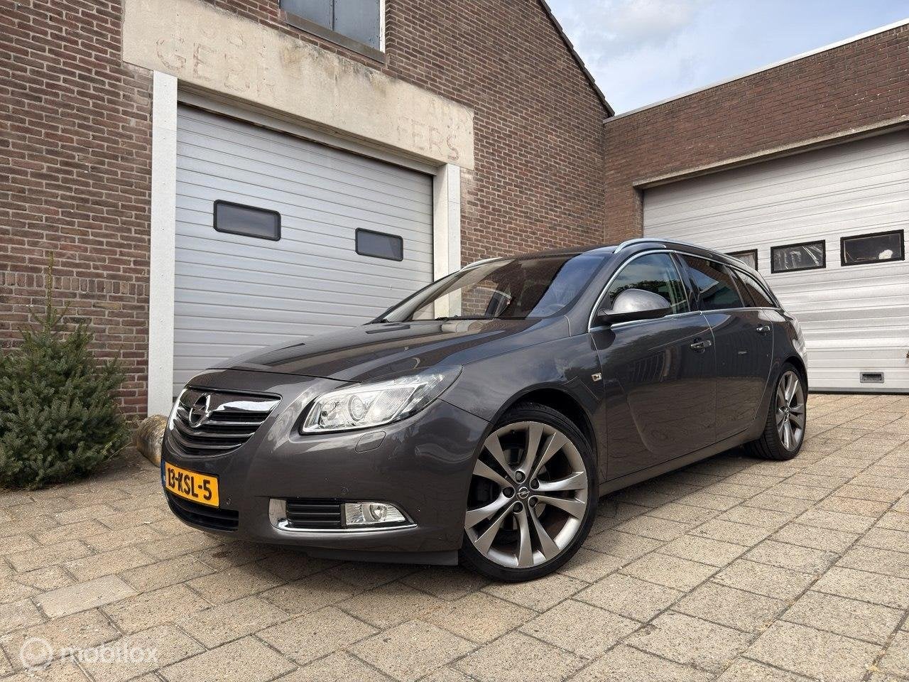 Opel Insignia Sports Tourer 1.6 T Cosmo, Voorwielaandrijving, Euro 5, Gebruikt, 4 cilinders