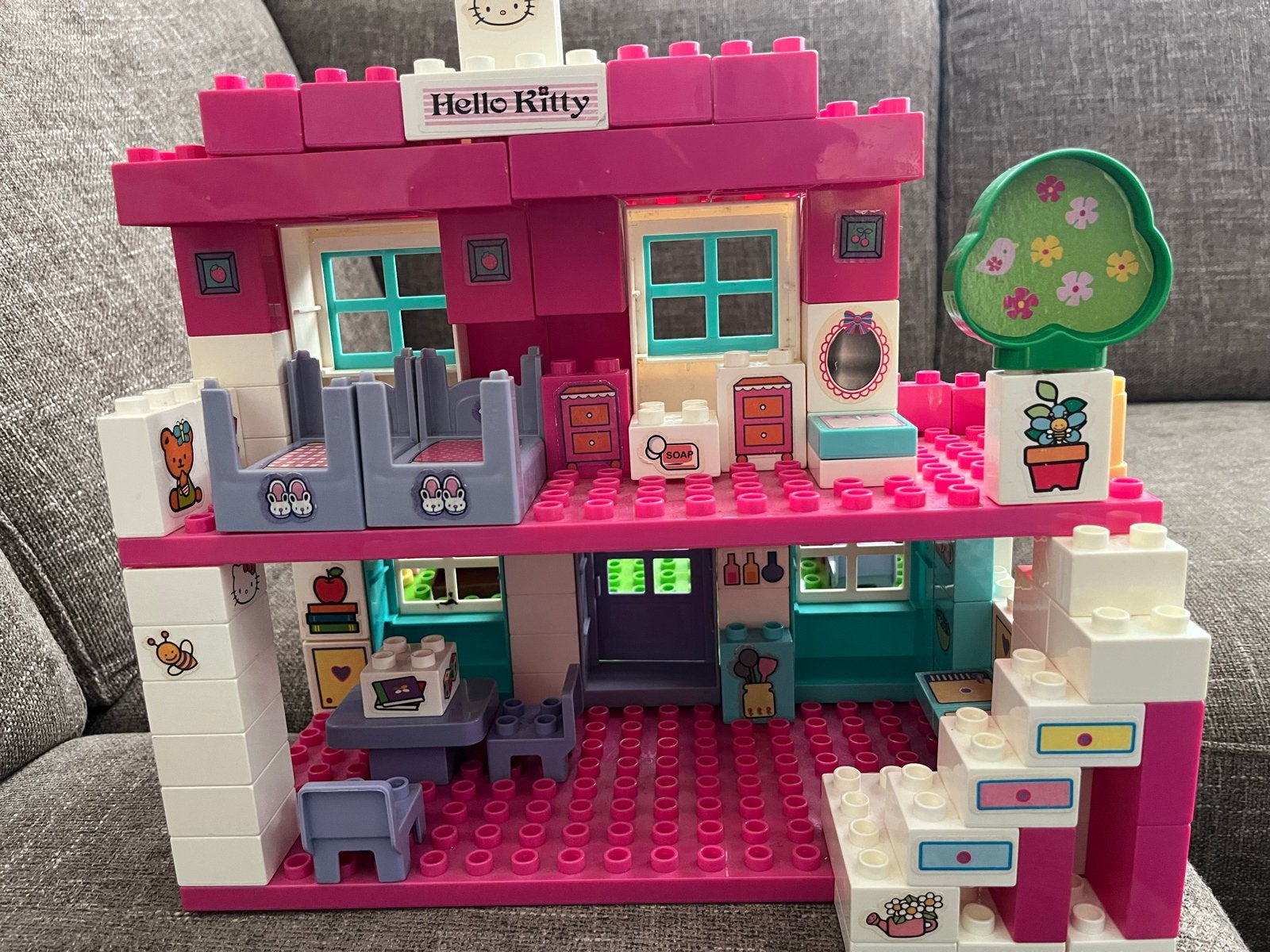 Hello Kitty Villa unico Bouwstenen, Ophalen of Verzenden, Gebruikt, Overige merken