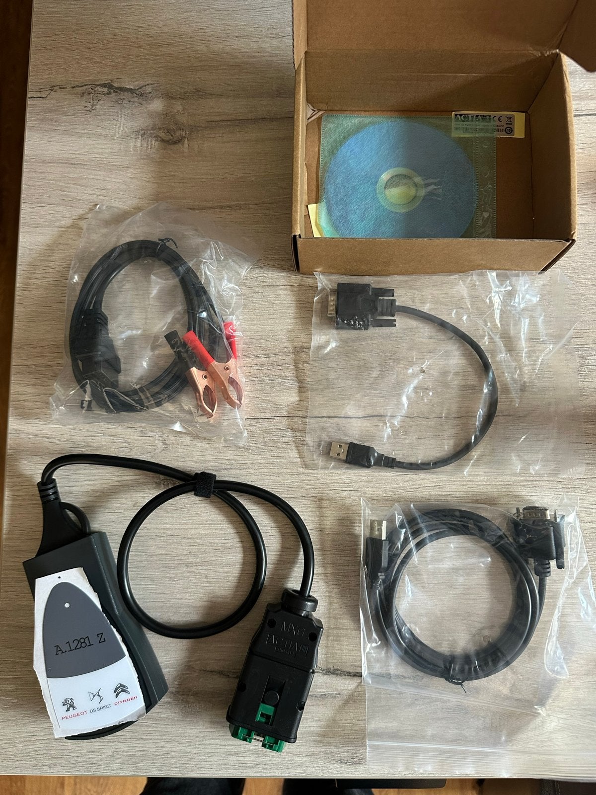 Lexia Diagnosekabelset voor Peugeot, Citroën en DS, Auto diversen, Ophalen of Verzenden