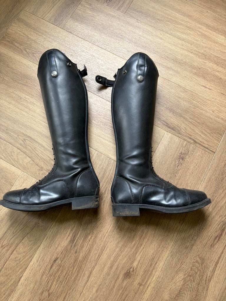 Kinder rijlaars, Dieren en Toebehoren, Paardrijkleding, Ophalen of Verzenden, Zo goed als nieuw, Dressuur, Schoeisel