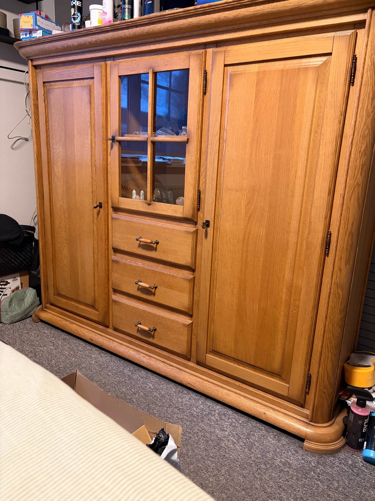 Houten kast met vitrine en lades, Ophalen, Gebruikt