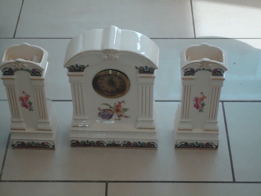 klokkenstel = klok met 2 vazen, Antiek en Kunst, Ophalen of Verzenden