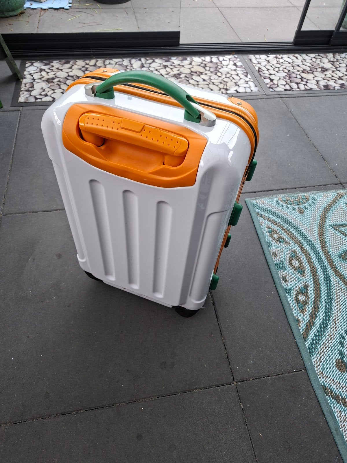 postcode loterij trolley / koffer  2 stuks, Ophalen, Hard kunststof, 50 tot 60 cm, 35 tot 45 cm