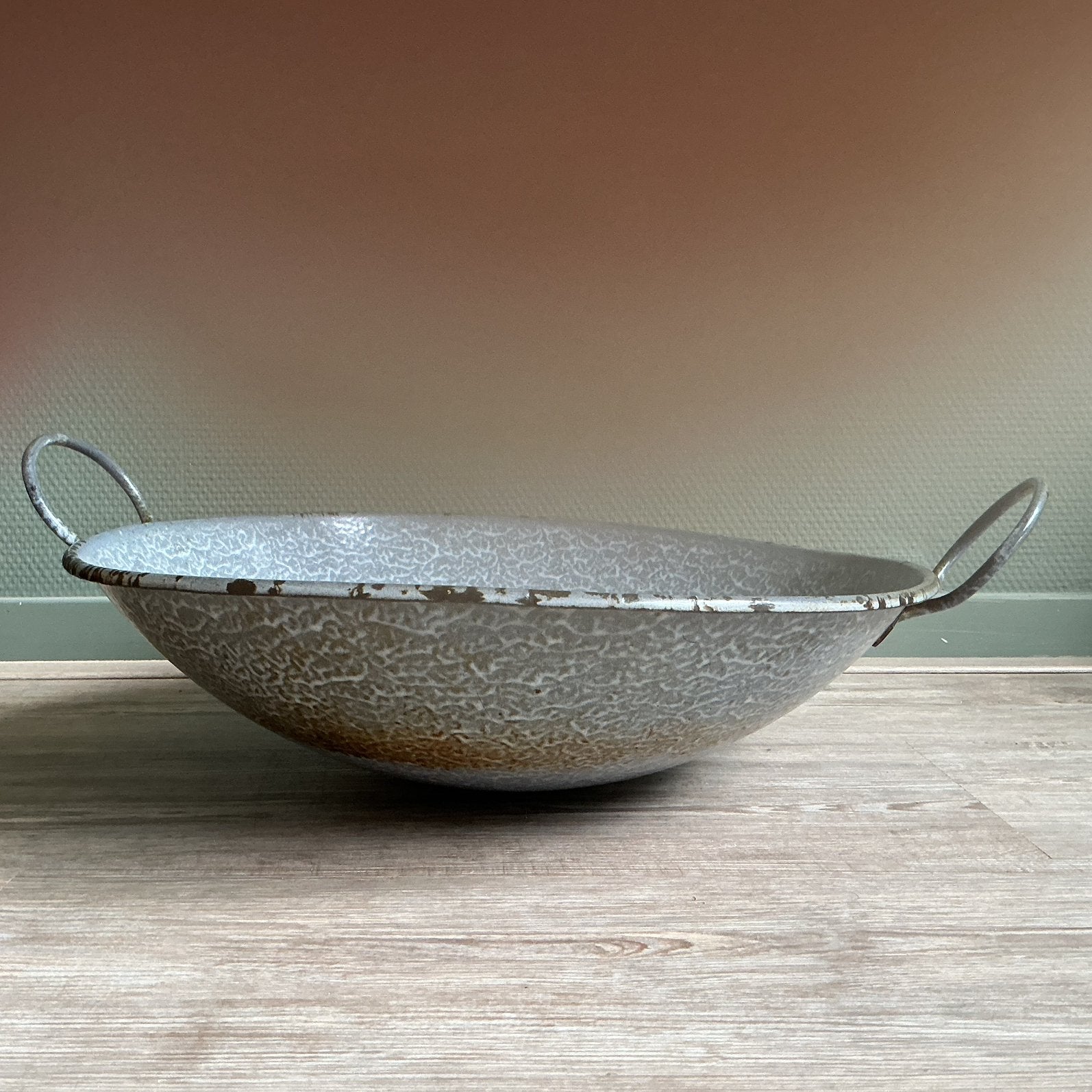 Wolkjespan / wok, Huis en Inrichting, Keuken | Potten en Pannen, Ophalen, Gebruikt, Met handvatten, Emaille