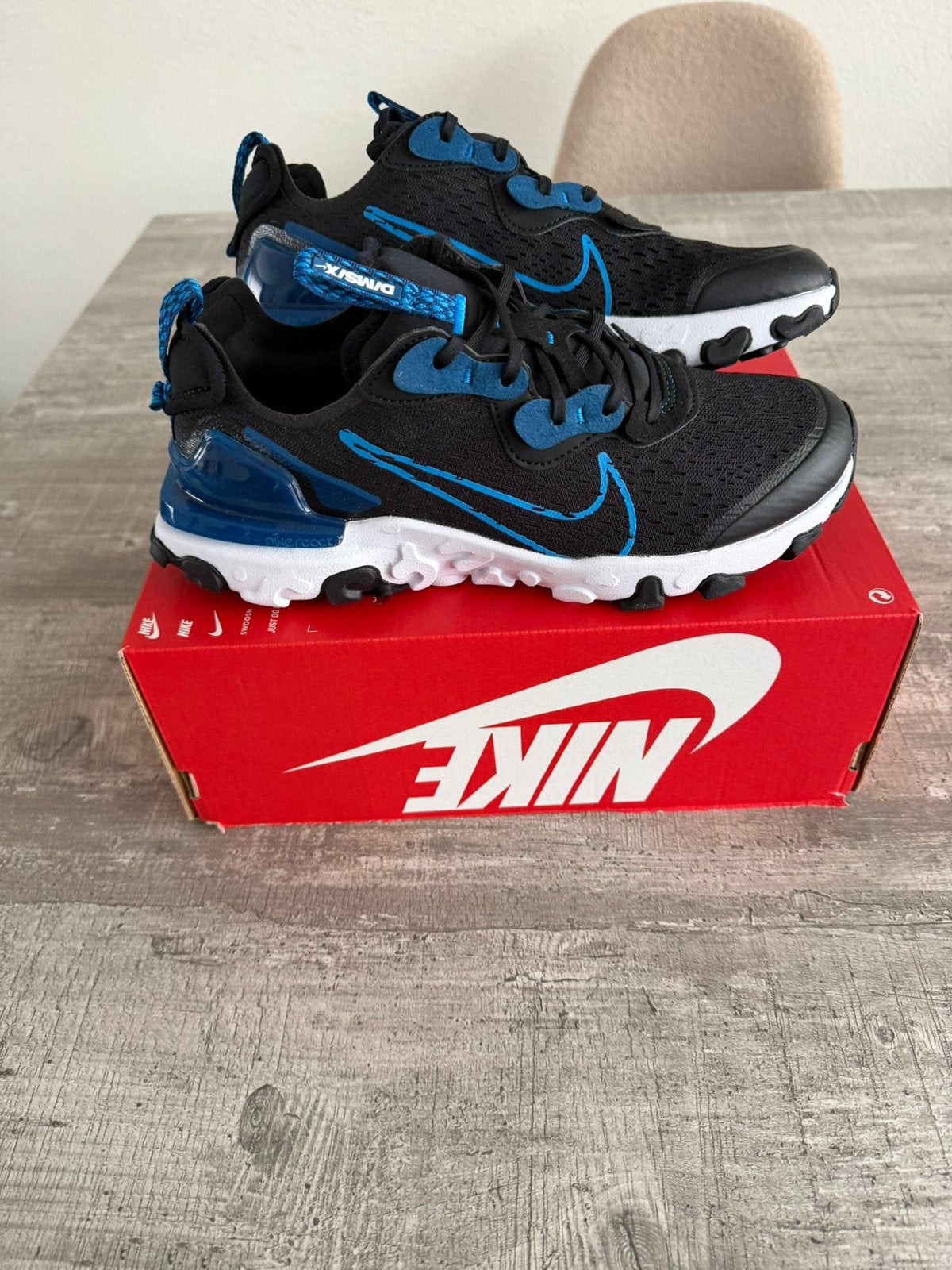 Te koop nieuw paar nike react vision in maat 39, Overige kleuren, Nieuw, Ophalen of Verzenden, Sneakers of Gympen