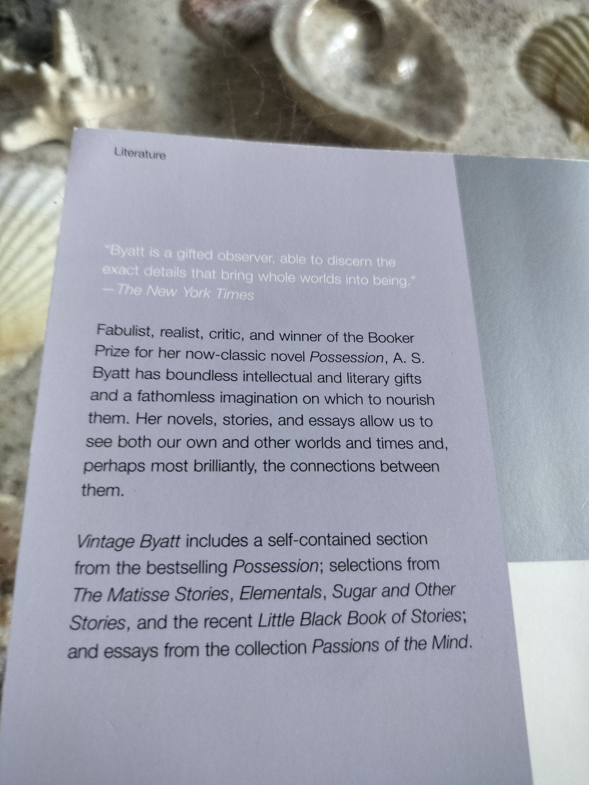 A.S Byatt - Vintage Byatt - English, Ophalen of Verzenden, Gelezen