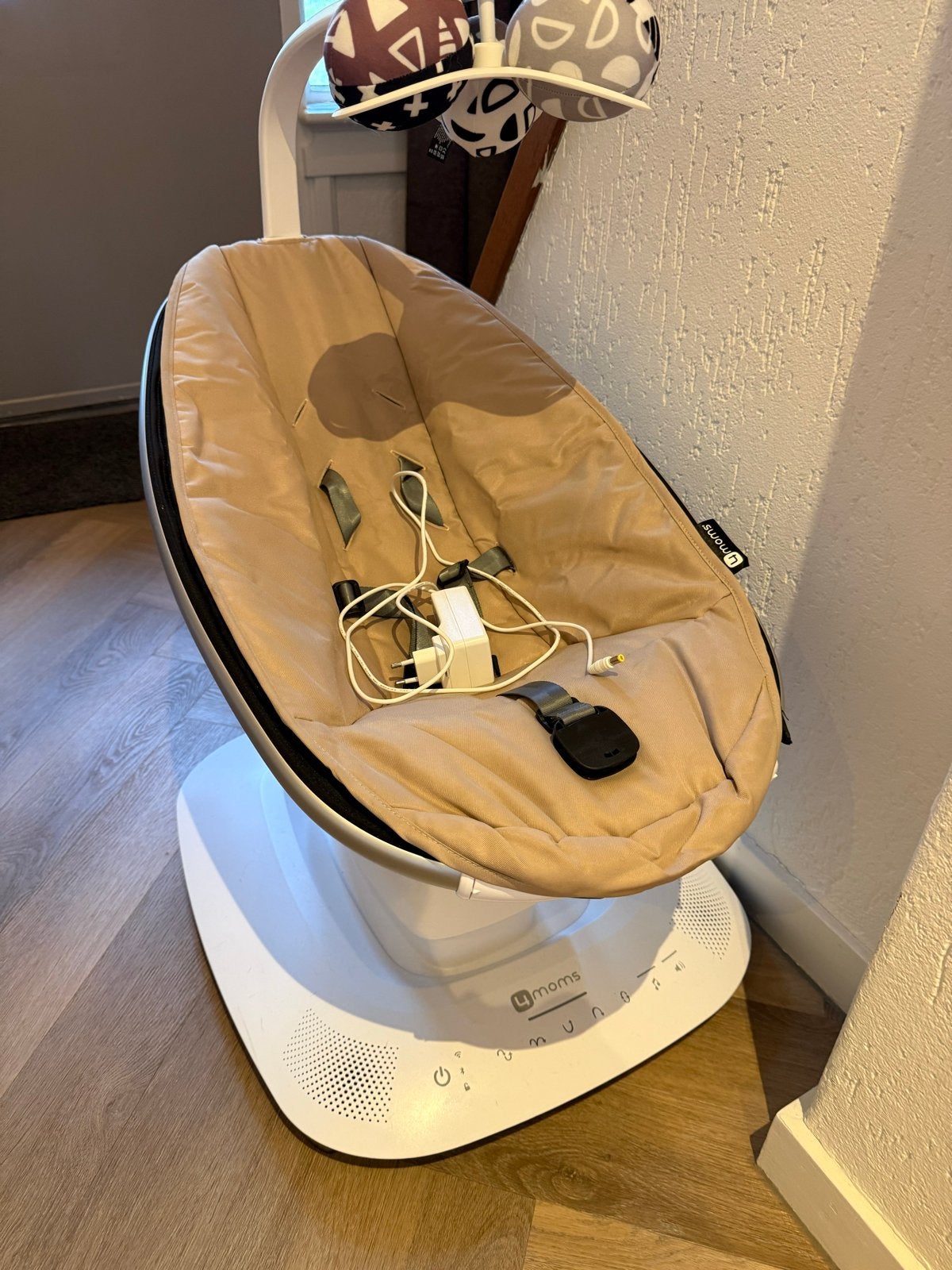 4moms mamaRoo 4.0 Wipstoel - Zo goed als nieuw, Wipstoel, Ophalen, Overige merken, Met gordel(s) of riempje(s)