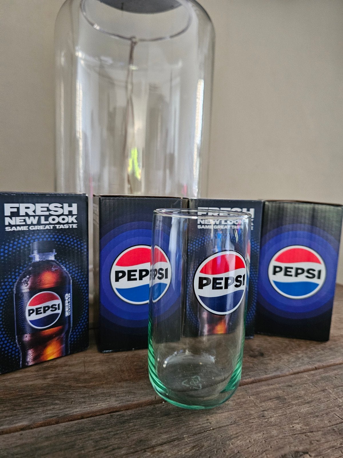 Set van 4 Pepsi glazen - Nieuw in doos, Ophalen, Nieuw, Meerkleurig, Overige merken