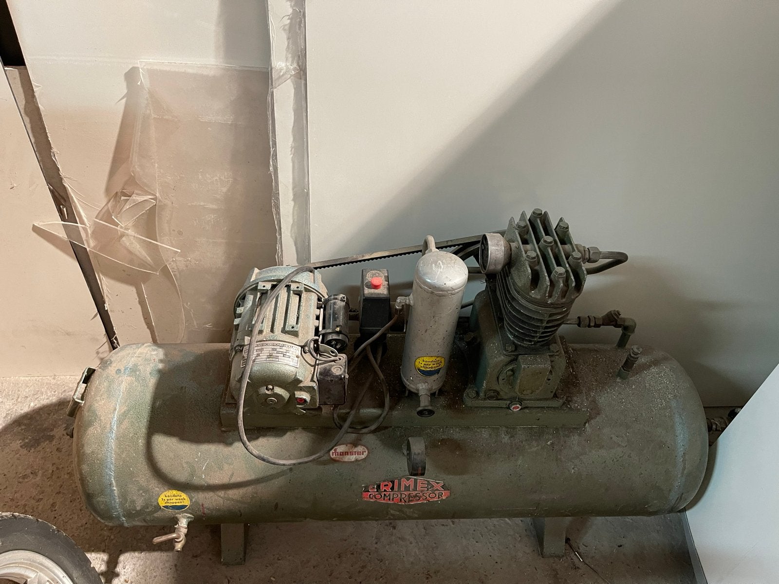 Crimex Compressor 100L - Oude maar betrouwbare compressor, Ophalen, Gebruikt, Minder dan 200 liter/min, 6 tot 10 bar