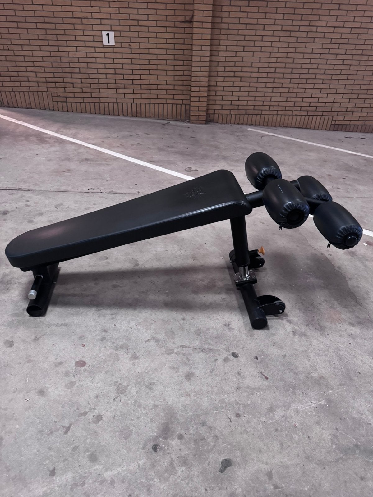 Decline Bench Matrix fitness, Ophalen of Verzenden, Zo goed als nieuw, Fitnessbank