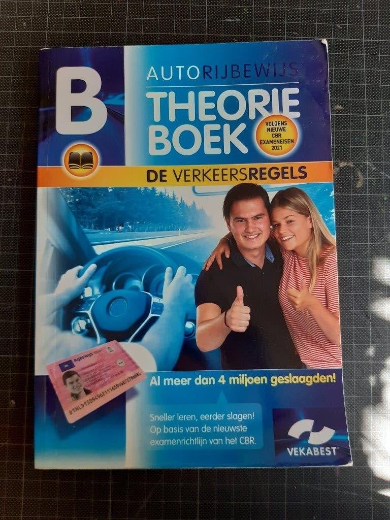 Auto theorieboek, Ophalen, Zo goed als nieuw, Algemeen, Vekabest