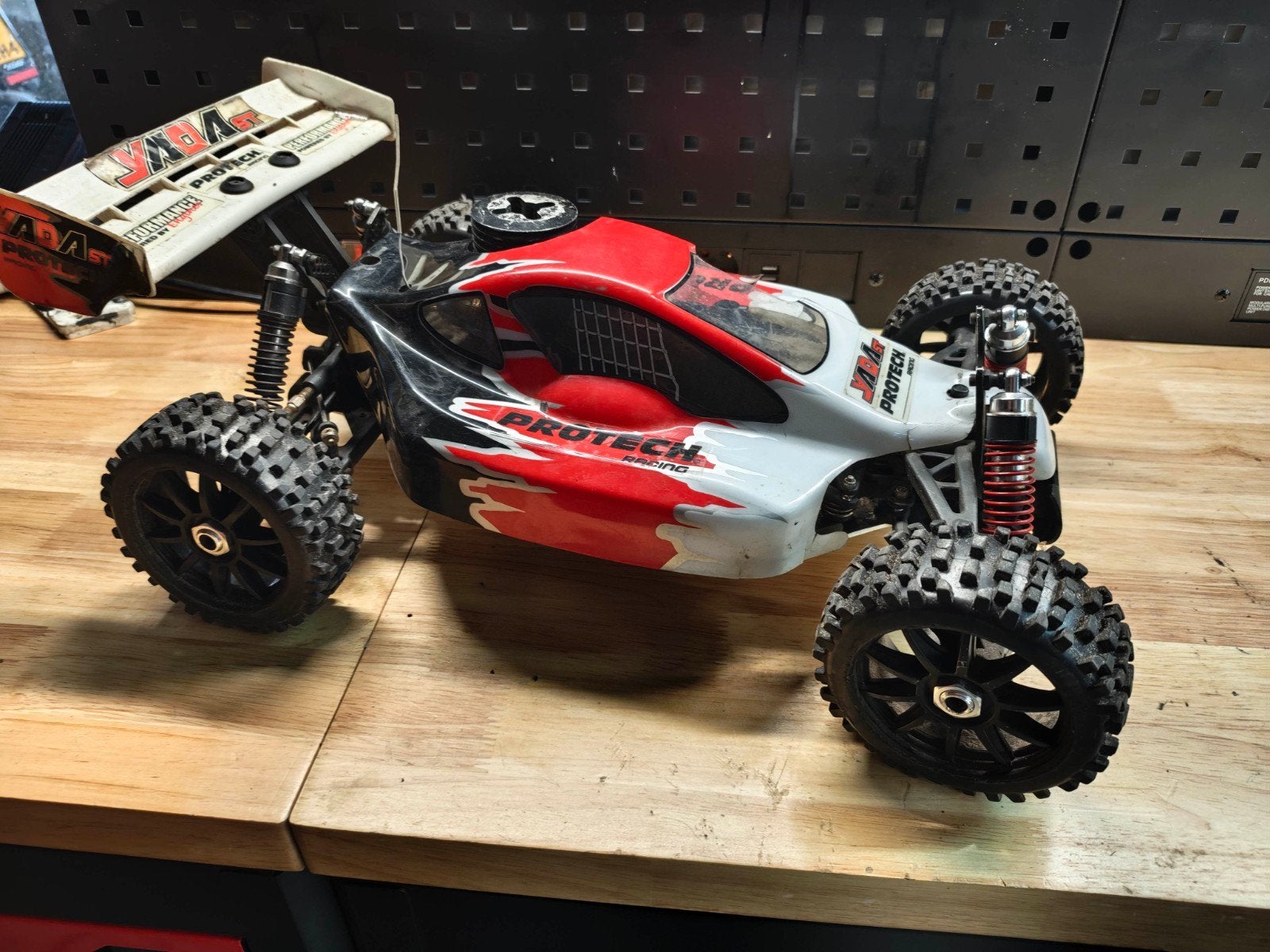 2x Nitro Protech Yada ST, Gebruikt, Auto offroad, Ophalen of Verzenden, Nitro