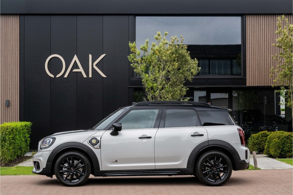 MINI Countryman 1.5 Cooper SE Hybride ALL4 JCW-Trim | Naviga, Auto's, Mini, Automaat, 12 maanden, Gebruikt, Zwart