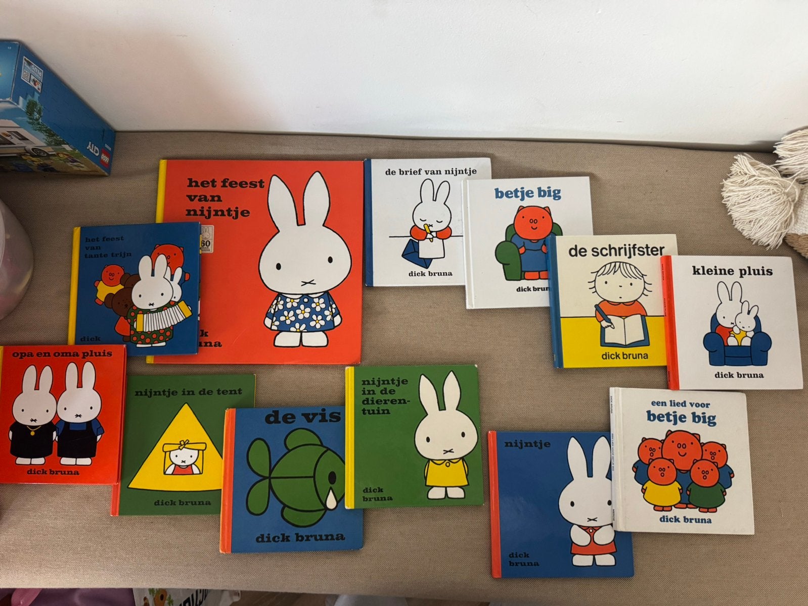 Nijntje boeken: Speciale editie 60 jaar + 11 kleine boekjes, Boeken, Gelezen, Fictie algemeen, Jongen of Meisje, Ophalen of Verzenden