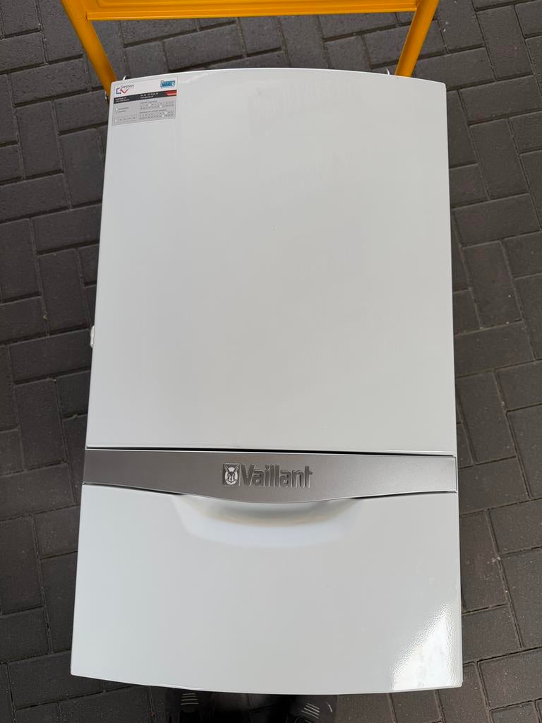 Cv-ketel Vaillant Ecotec Plus 30/34 CW5  2020 storingsvrij, Doe-het-zelf en Verbouw, Verwarming en Radiatoren, Ophalen, 30 tot 80 cm