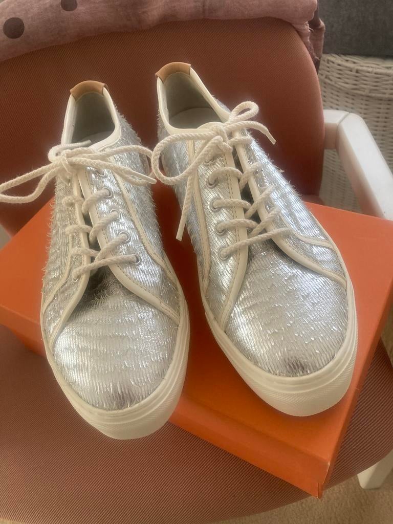 AGL nieuwe sneakers, off-white met zilver, Wit, Nieuw, Ophalen of Verzenden, Sneakers of Gympen