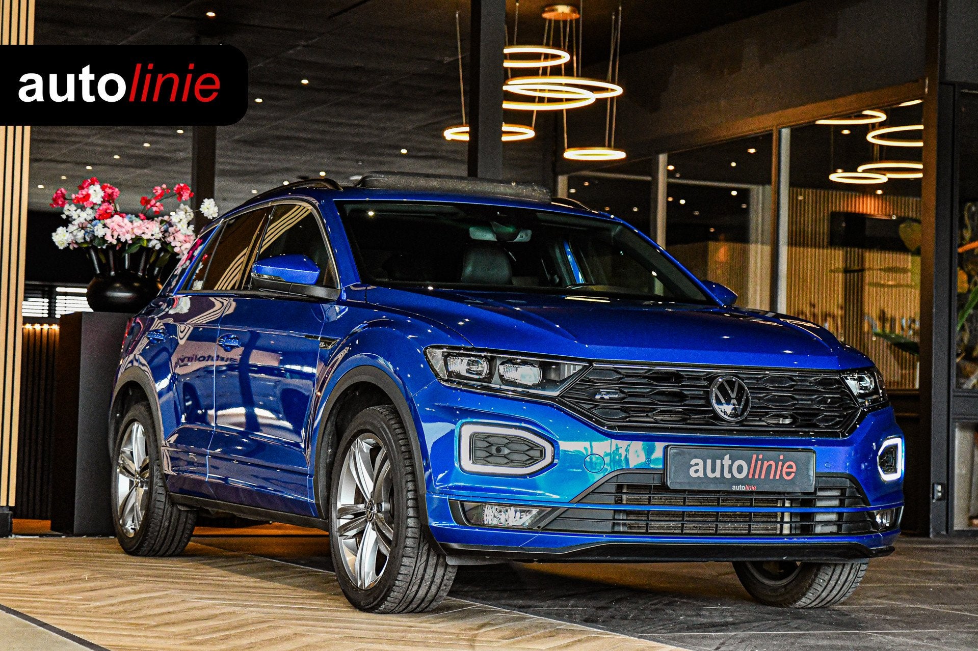 Volkswagen T-Roc 1.5 TSI 2x R-Line, Pano, ACC, Virtual, Came, Auto's, Dealer onderhouden, Zwart, 4 cilinders, 150 pk