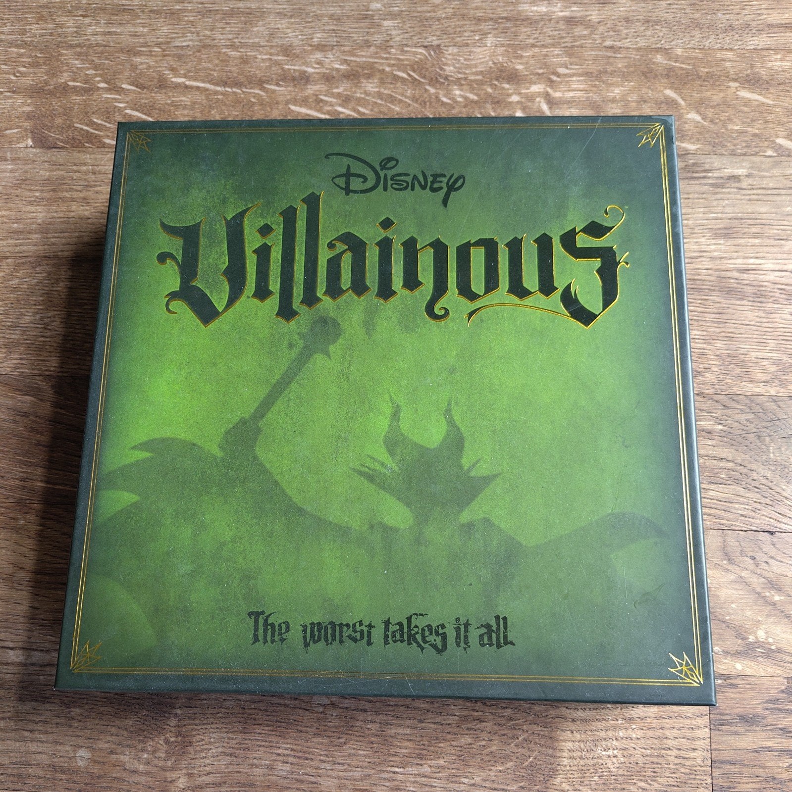 Disney Villainous: The Worst Takes It All Bordspel, Drie of vier spelers, Ophalen of Verzenden, Zo goed als nieuw, Ravensburger