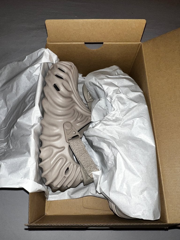Crocs Pollex Clog by Salehe Bembury Horchata (US 7 EU 39-40), Nieuw, Ophalen of Verzenden, Sneakers of Gympen, Overige kleuren