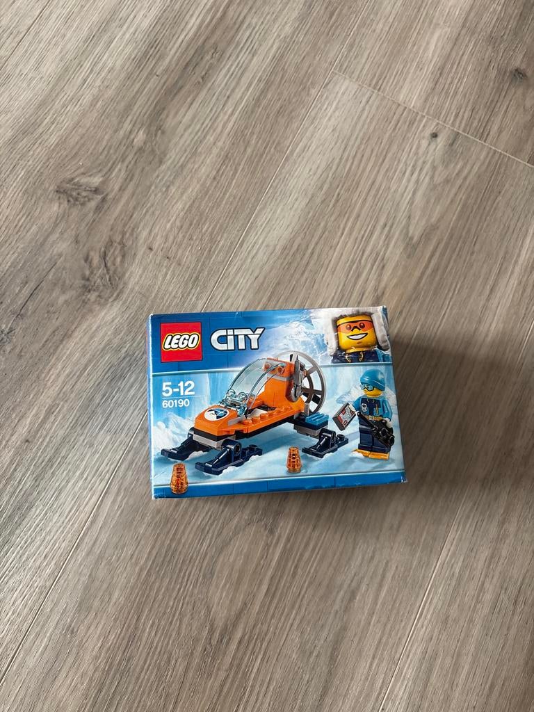 Lego City 60190 Arctische IJsglijder - Compleet met doos en, Kinderen en Baby's, Speelgoed | Duplo en Lego, City, Lego, Ophalen of Verzenden
